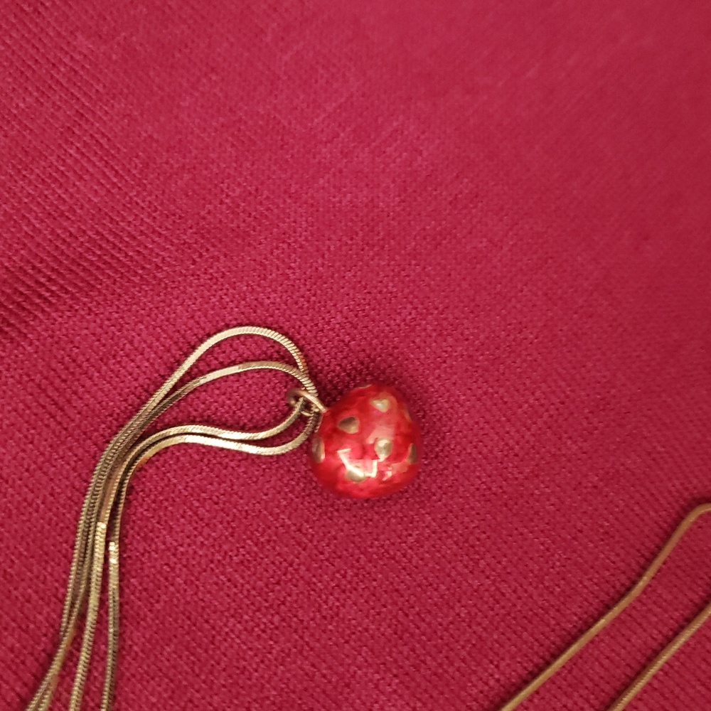 Six Necklaces - Picture 9 of 9